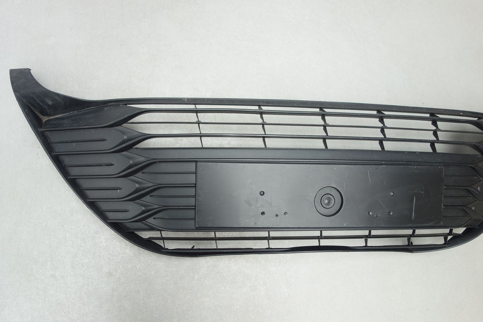 GENUINE TOYOTA YARIS 2017onwards HATCHBACK FRONT BUMPER Grill P/N